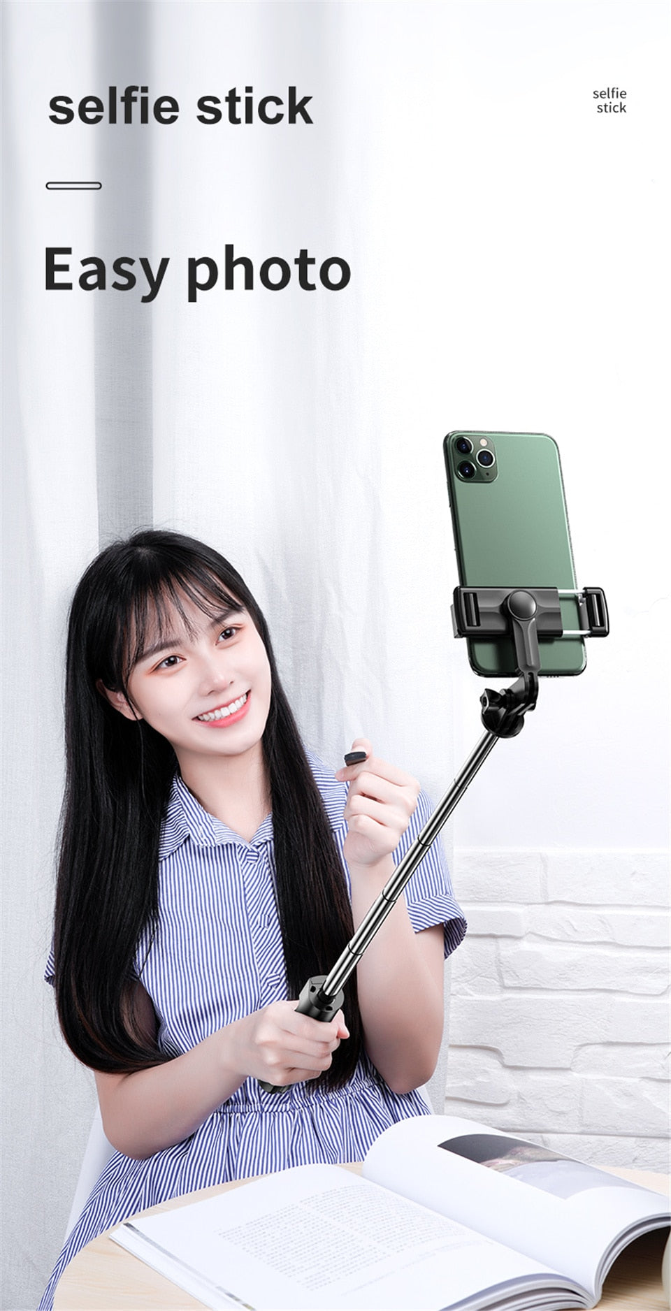 Retraceable Bluetooth Selfie Stick